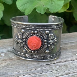 Vintage 1980 silver India carved rose bracelet cuff
